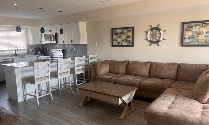 Southend Condo | Great Condo With Ocean Views!
