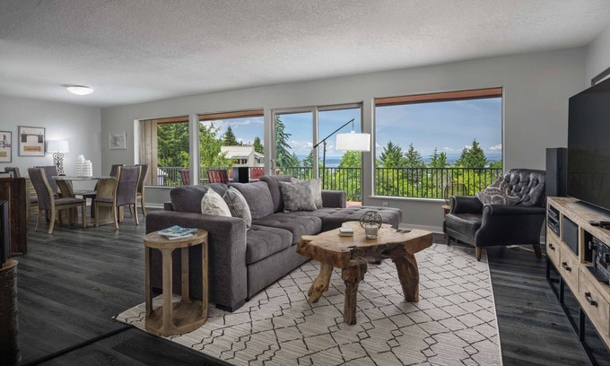 Kings Heights House | Great Deals on Summer Stays!