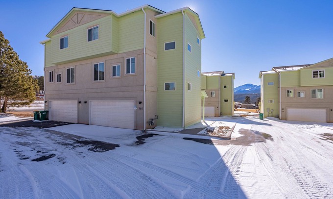 Woodland Park House | Great find, which is centrally located in Woodland Park