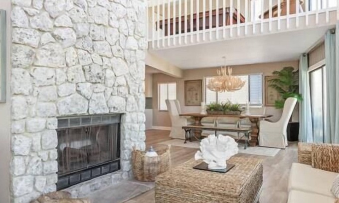 Marineland Acres House | Great Florida Vacation! Short walk to the Beach!