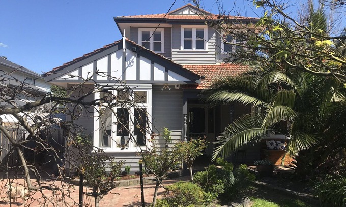 Hampton House | Great getaway near the beach!
