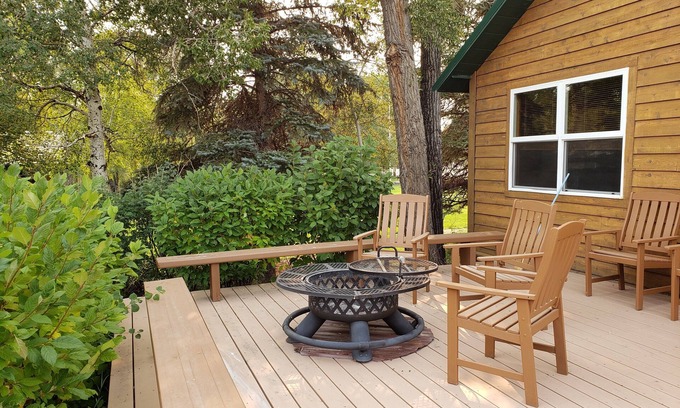 Pinedale House | Great in-town location