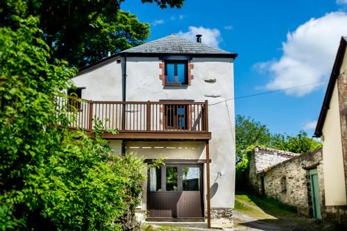 Barnstaple House | Great Lilly Cottage