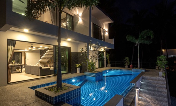 Kata Villa | Great Location, Awesome Sea Views and Sunsets!
