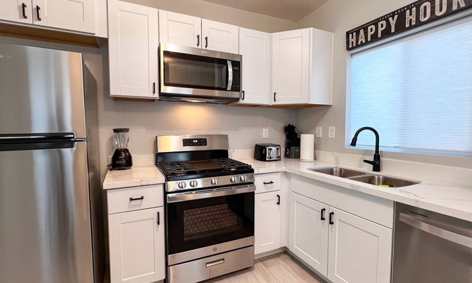 Garfield House | Great Location Downtown PHX