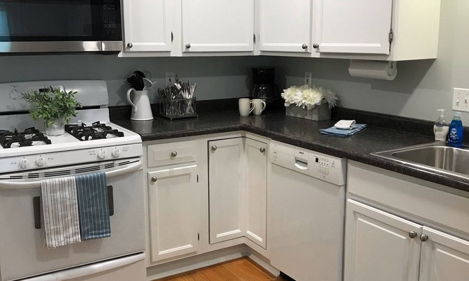 Batavia Apartment | Great location in town ~ Comfortable two-bedroom upper