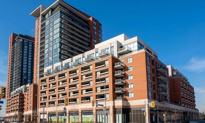North York Condo | Great Location – New Luxury One Bedroom Condo nLawrence and Dufferinn