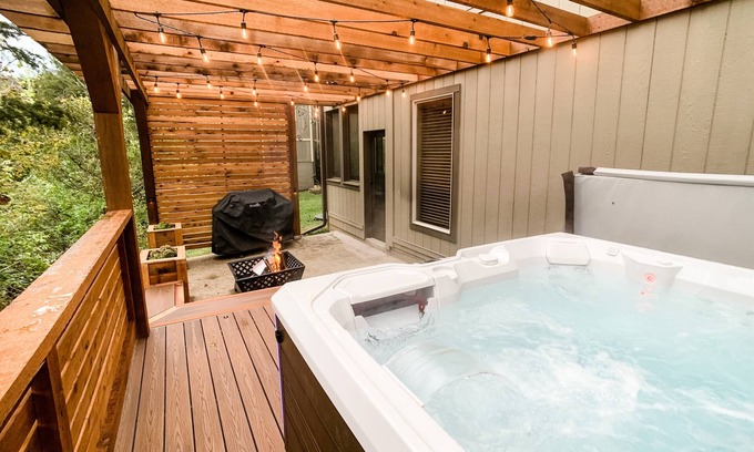 Hollister House | Great Location, Private Fire Pit, Hot Tub