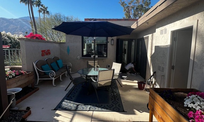 Sunrise Vista Chino Condo | Great location to explore! Palm Springs Condo with Pickleball, Pools and more