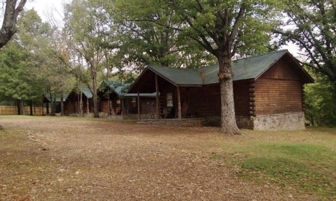 Fifty-Six Cabin | Great Oaks Cabins, Cabin 3