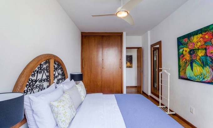 Higienopolis Apartment | ⋆ Great Reviews, Free Parking , 2 Smart TVs n Streaming