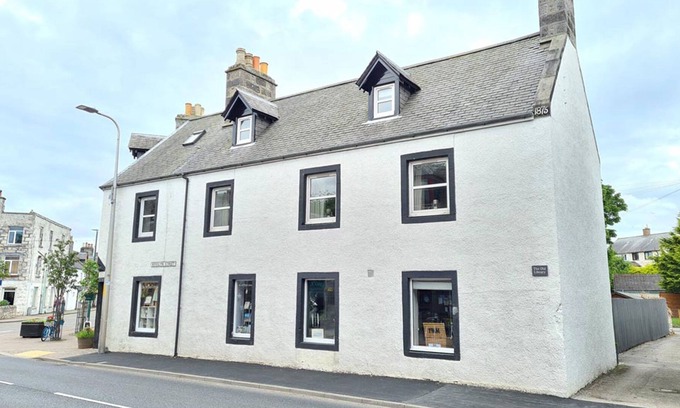 Brora House | Great townhouse on the NC500 route