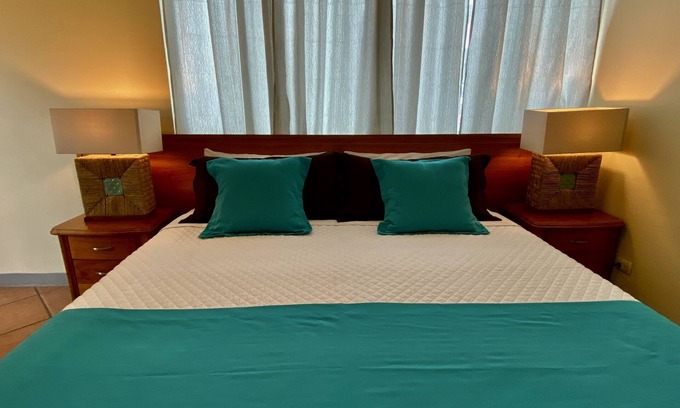 Puerto Ayora Apartment | Great two bedroom apartment with balcony!