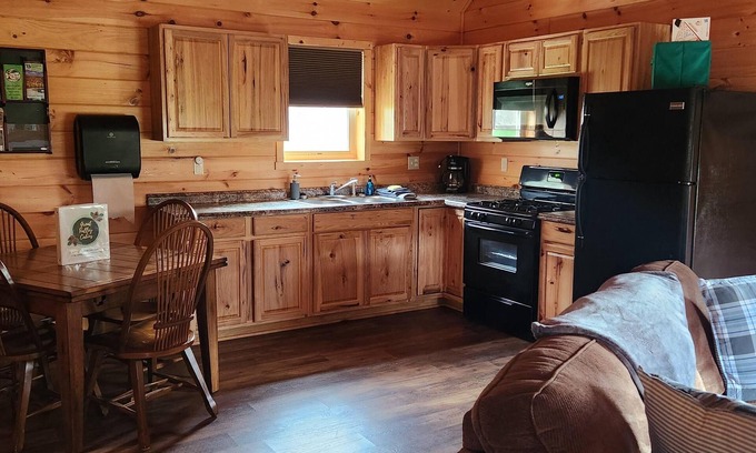 Wellsboro Cabin | Great Valley Cabin 1 - Cozy Retreat with Pine Creek Access in the PA Wilds