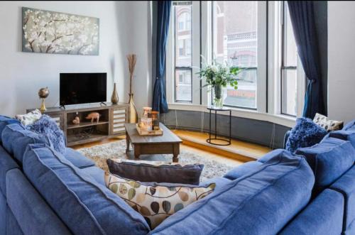 Gaslamp Quarter Hotel | Greely Gaslamp - Loft W Parking & 3 Beds #202
