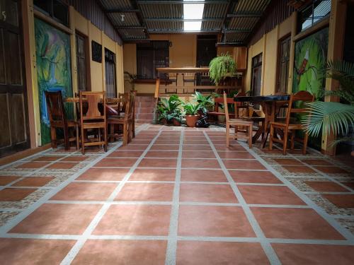 Monteverde Bed & Breakfast | Greemount Hotel