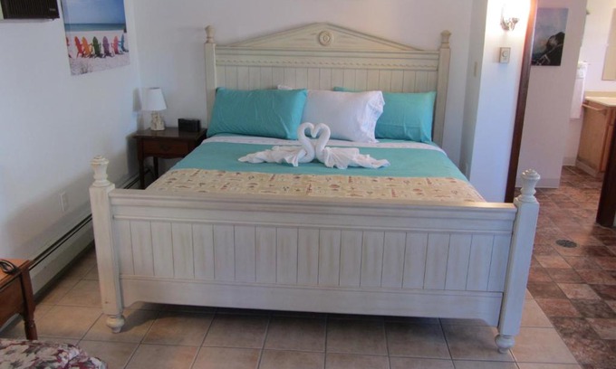 Old Orchard Beach Hotel | Green Dolphin Motel