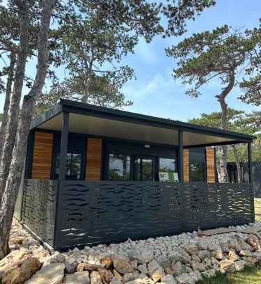 Razanac Resort | Green Hill Mobile Home