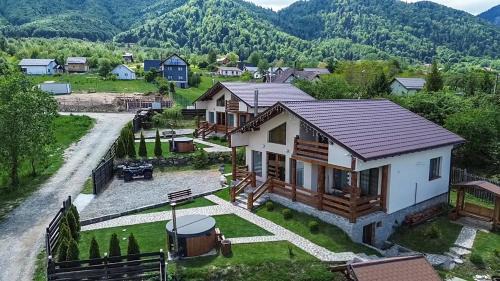 Moieciu Cabin | Green Hill Resort