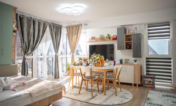 Sinaia Apartment | Green Horizon