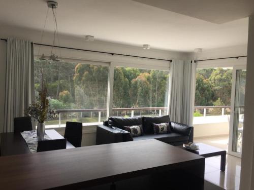 Solanas Apartment | Green Park