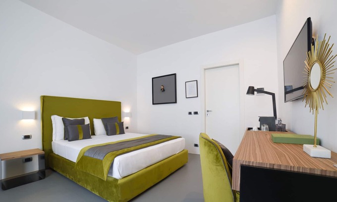 Santa Lucia Bed & Breakfast | Green Room 1 - 133