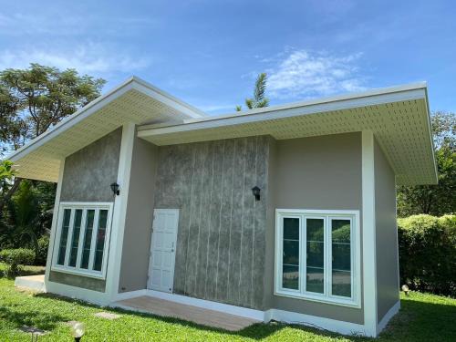 Nong Thale House | Green Tree Cottage 4