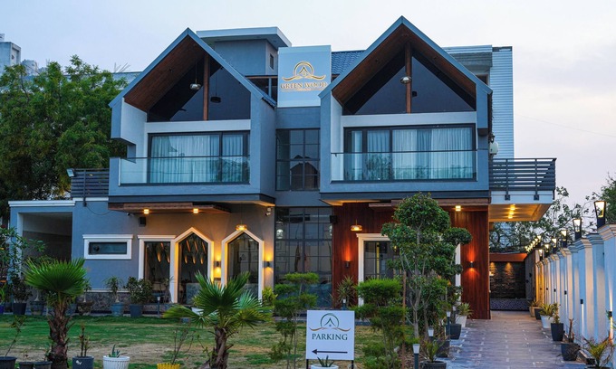 Vasant Vihar Hotel | Green Wood Villas