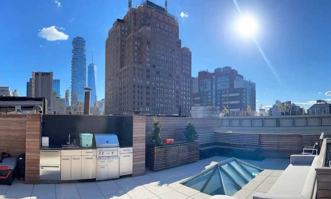 SoHo Apartment | Greene Penthouse | NEW 2BR Soho Loft with HUGE Private Rooftop and Hot Tub