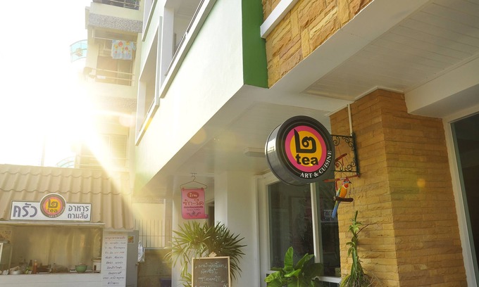 Ramkhamhaeng Hotel | GreenHouse