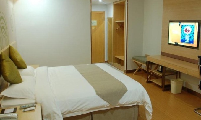 Linyi Hotel | GreenTree Inn Linyi Shuixian Bus Station Business Hotel