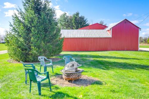 New Haven  Huron County Apartment | Greenwich Countryside Apartment with Shared Yard