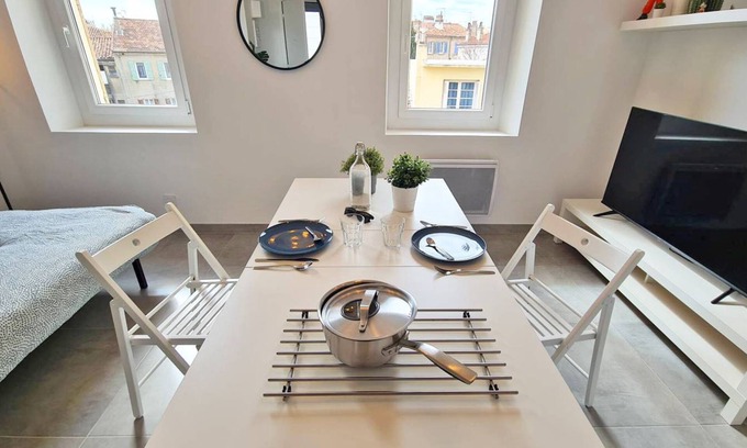 Toulon Apartment | GregBnb - Le Valbourdin - Toulon Ouest