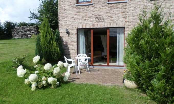 Somme-Leuze Apartment | Gremin