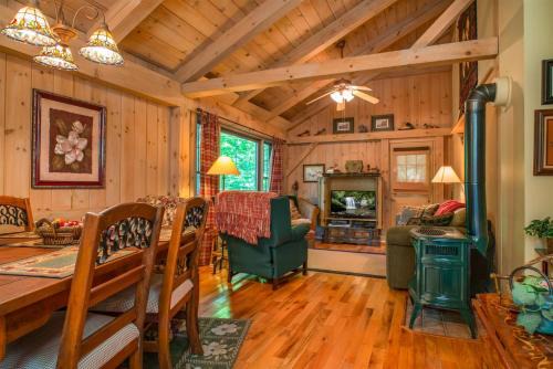 Brevard House | Grey Haven Cabin