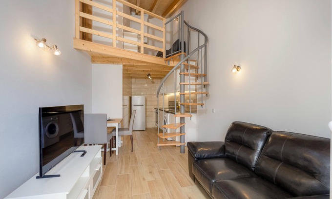 Almadena House | Grey house almadena