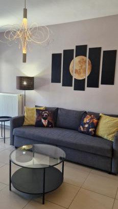 Prinos Apartment | Grey House