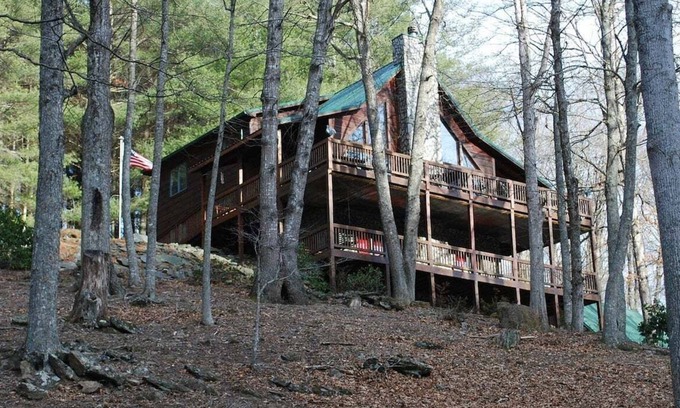 Peak Creek House | Greyson's River Ridge Retreat - Laurel Springs, NC