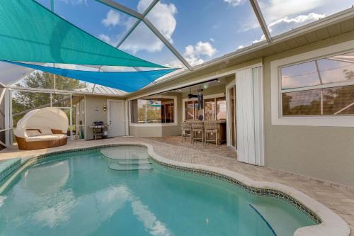Port Charlotte House | Grill-Chill-Splash Your Port Charlotte Paradise!