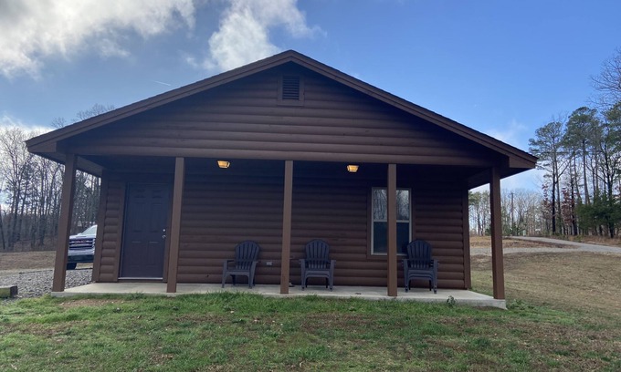 Mount Ida Cabin | Grizzly Cabin. Roku TV & Star Gazing. No Pets are allowed