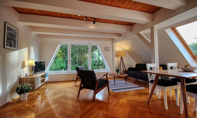 Stahlbrode Apartment | Große Giebelwohnung im Fischerhaus von 1877 - Ferienhaus Makrele von 1877