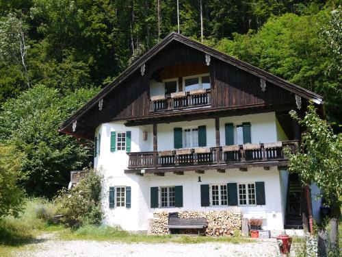 Kiefersfelden Apartment | Großzügige Familienunterkunft in absoluter Idylle