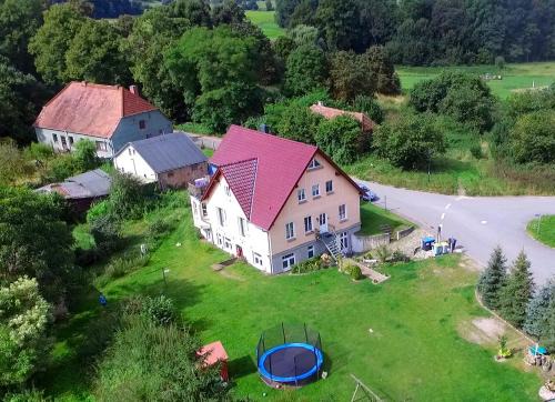 Krakow am See Apartment | Großzügige Wohnung in Mecklenburg zwischen Wald und Seen