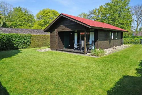 Damp House | Grosses Grundstueck fuer die ganze Familie