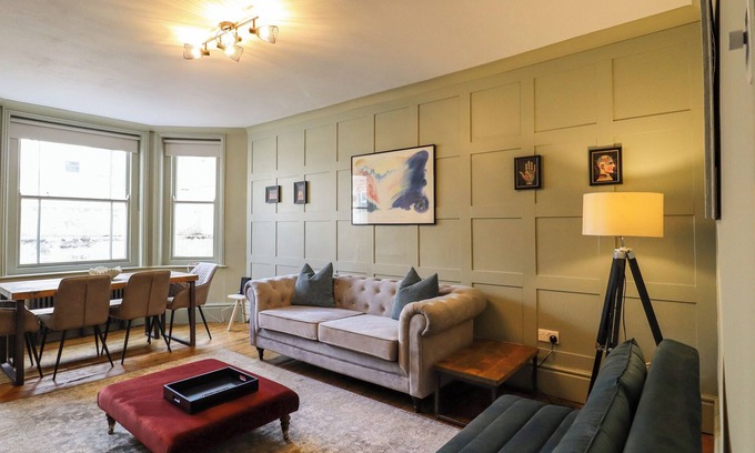 Royal Tunbridge Wells Cottage | GROSVENOR ABODE, pet friendly in Royal Tunbridge Wells