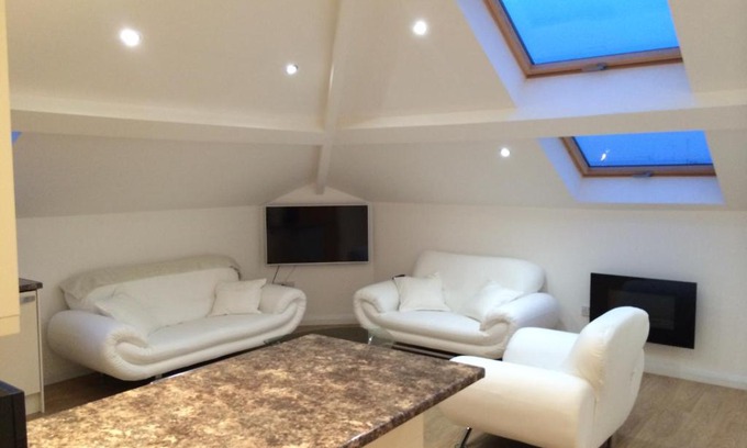 Splott Apartment | Grosvenor house