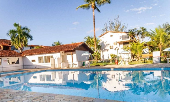 Bracui Apartment | Ground floor apartment in condominium, club, beach, sea, restaurants and amenities