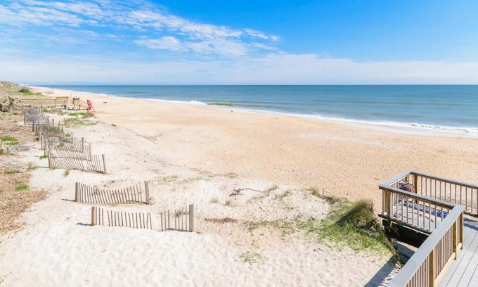 Sawgrass Apartment | Ground Floor Convenient Gated Condo At Beach Sawgrass - Pet Friendly!