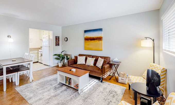 Westfield Condo | Ground-floor condo - walk to Lake Austin - dog-friendly, WiFi, and central AC