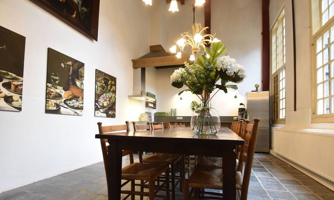 Enkhuizen House | Group accommodation in beautiful historical building in Enkhuizen town centre